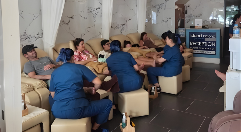 Body Works Thai Massage Patong 4 (Patong Beach) Body Works Thai Massage Patong 4 – บอดี้เวิร์คส์ 4 นวดไทย ป่าตอง ภูเก็ต 6