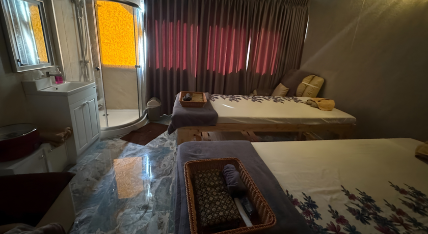 Body Works Thai Massage Patong 4 (Patong Beach) Body Works Thai Massage Patong 4 – บอดี้เวิร์คส์ 4 นวดไทย ป่าตอง ภูเก็ต 5