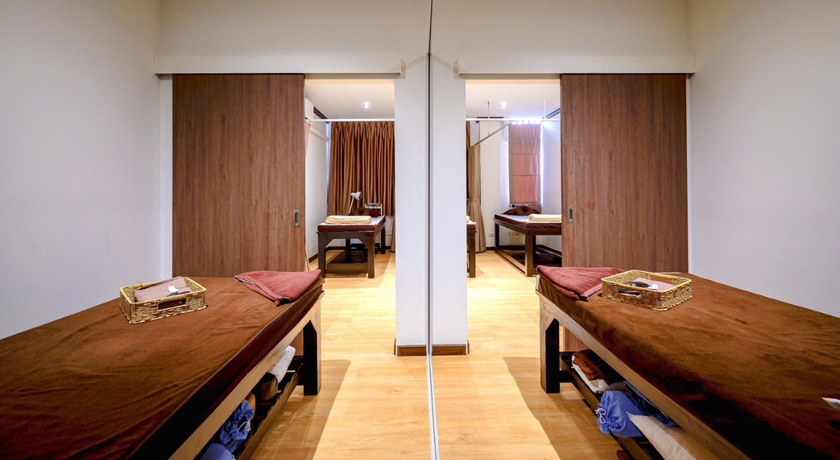 Tian Clinic Tian Clinic – เทียนสหคลินิก ฝังเข็ม นวดบำบัด ย่านบางรัก 5