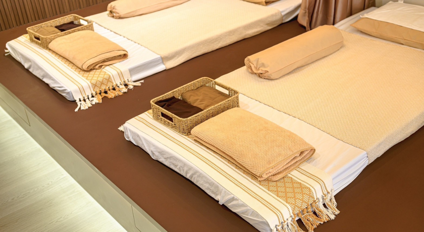 Tian Clinic Tian Clinic – เทียนสหคลินิก ฝังเข็ม นวดบำบัด ย่านบางรัก 6