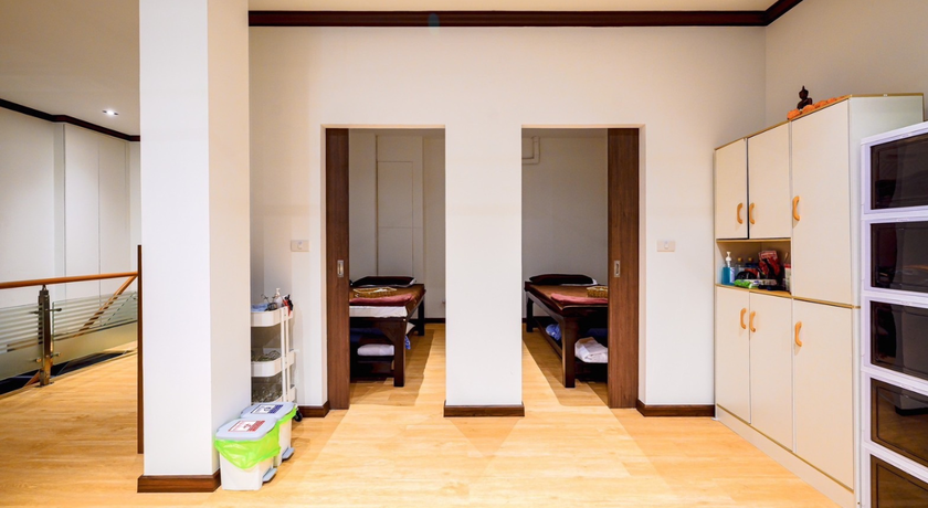 Tian Clinic Tian Clinic – เทียนสหคลินิก ฝังเข็ม นวดบำบัด ย่านบางรัก 10