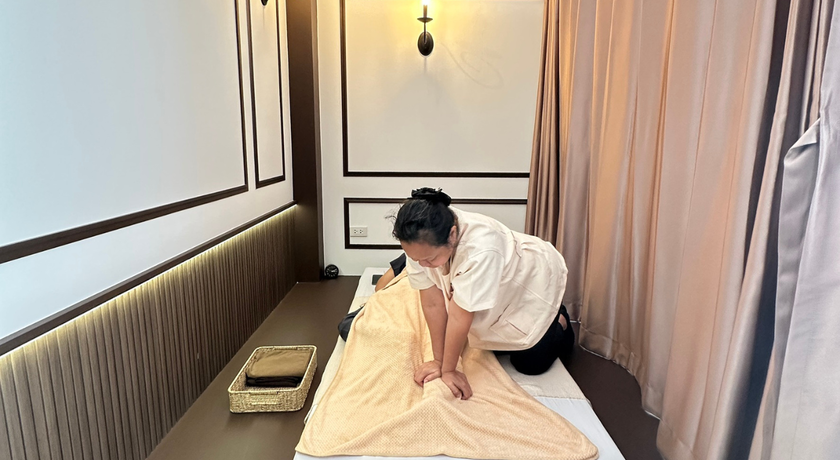 Tian Clinic Tian Clinic – เทียนสหคลินิก ฝังเข็ม นวดบำบัด ย่านบางรัก 13