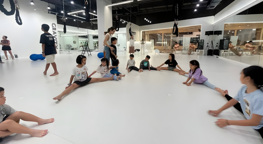 Gravity Bungee Academy Gravity Bungee Academy – กราวิตี้ บันจี้ อะคาเดมี่ สตูดิโอบันจี้พระราม 3 2
