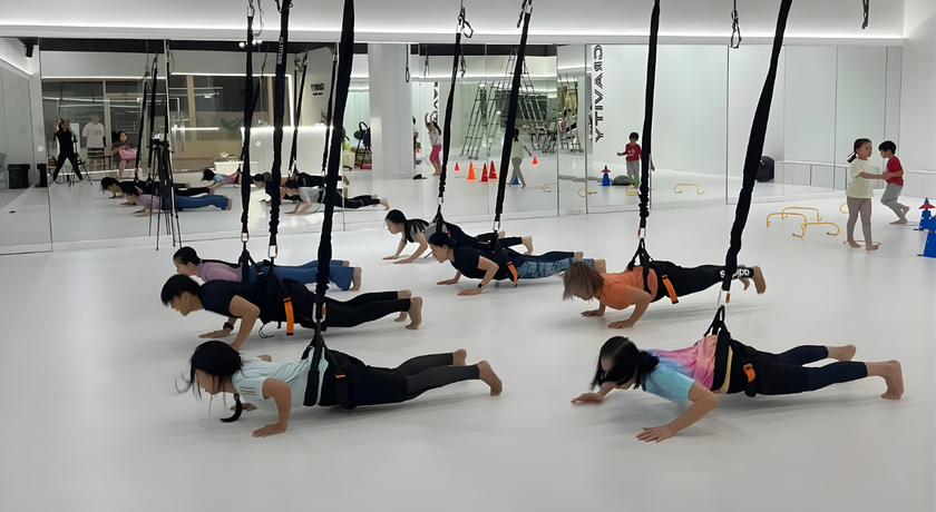 Gravity Bungee Academy Gravity Bungee Academy – กราวิตี้ บันจี้ อะคาเดมี่ สตูดิโอบันจี้พระราม 3 10