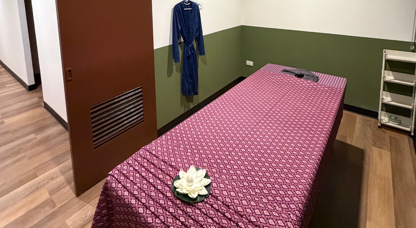 Nikko Thai Massage Bangrak Branch Nikko Thai Massage – นิกโกะ นวดเพื่อสุขภาพ สาขาบางรัก ย่านเจริญกรุง 5