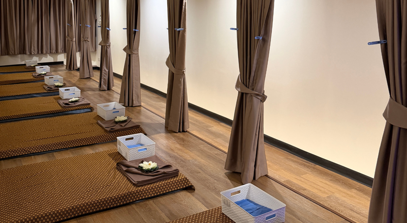 Nikko Thai Massage Bangrak Branch Nikko Thai Massage – นิกโกะ นวดเพื่อสุขภาพ สาขาบางรัก ย่านเจริญกรุง 8