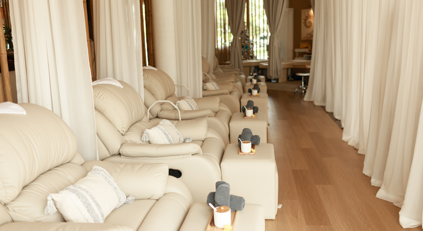 You Massage and Hair Spa You Massage and Hair Spa – ยู มาสสาจ แอนด์ แฮร์ สปา สปาผมและนวด ราไวย์ ภูเก็ต 17