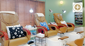 CHER CHARMING Nails & Spa CHER CHARMING Nails & Spa – เชอร์ ชาร์มมิ่ง เนลส์ แอนด์ สปา ทำเล็บ ย่านไมตรีจิตต์ ป้อมปราบ 1