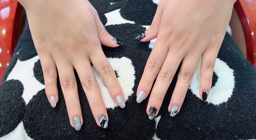 CHER CHARMING Nails & Spa (Lemoncurd and Co Fl.2) CHER CHARMING Nails & Spa – เชอร์ ชาร์มมิ่ง เนลส์ แอนด์ สปา ทำเล็บ ย่านไมตรีจิตต์ ป้อมปราบ 5