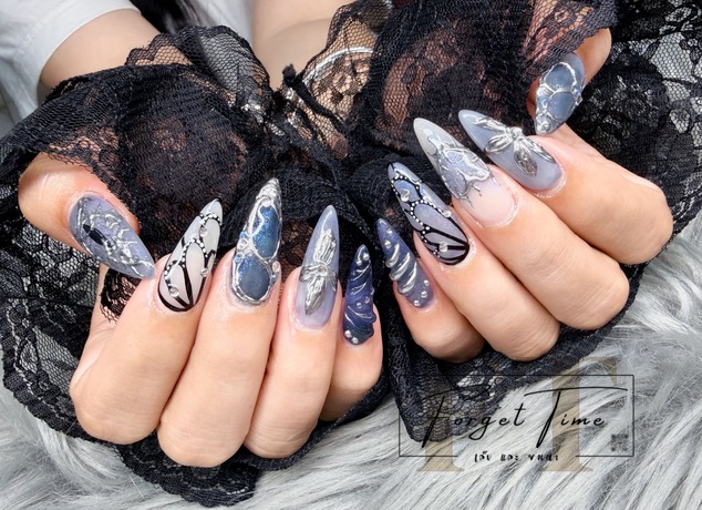 Forget Time Nails and Eyelashes  image_picker_C68DDB4D-6330-49CE-85B9-C24DF9FD1FAE-18869-00000B9462D09575