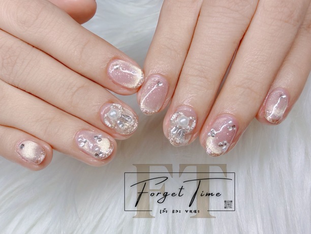 Forget Time Nails and Eyelashes  image_picker_5AB640C6-1AC7-4210-B9AA-E267DAA3031B-18869-00000B94639F871D