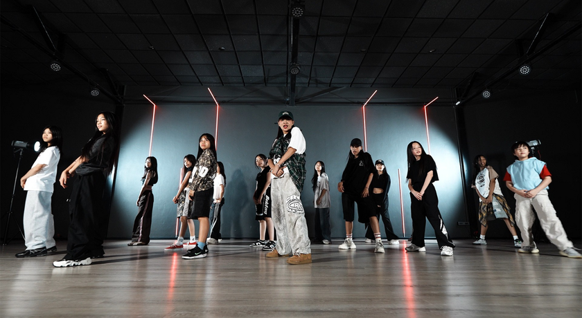 B House Studio B House Studio - บี เฮ้าส์ สตูดิโอ สอนเต้นมืออาชีพ กรุงเทพฯ 2
