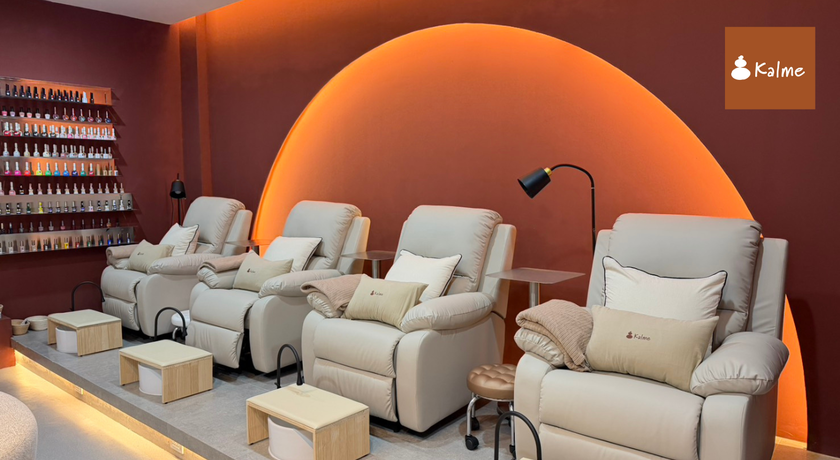 Kalme Facial Nail & Lash at Ariston Hotel (Sukhumvit 24) Kalme Facial Nail & Lash - คาล์ม เฟเชียล เนล แอนด์ ลาช สุขุมวิท 24 1