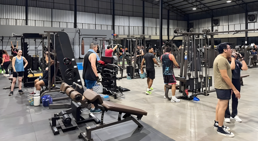 Real Gym (Safari World) Real Gym - เรียลยิม (ซาฟารีเวิลด์) คลองสามวา 2