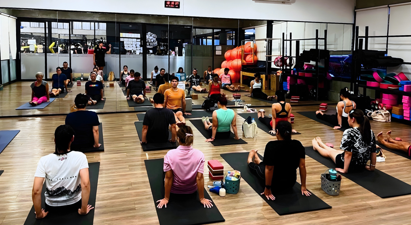 Real Gym (Safari World) Real Gym - เรียลยิม (ซาฟารีเวิลด์) คลองสามวา 7