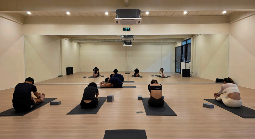 Real Gym (Udomsuk) Real Gym - เรียลยิม (อุดมสุข) ฟิตเนสใกล้ BTS 5