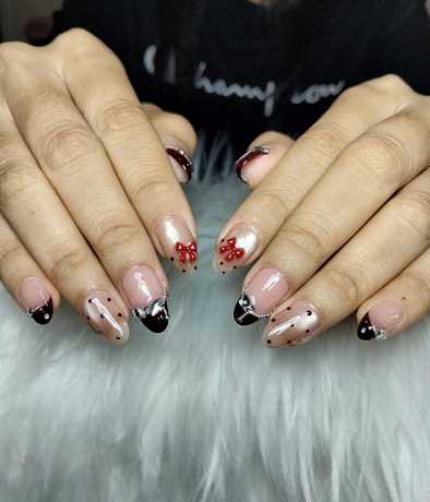 Tae's Nails & Lashes Tae's Nails & Lashes - แต่งเล็บ ต่อขนตา ย่านป่าตัน เชียงใหม่ scaled_1000008575