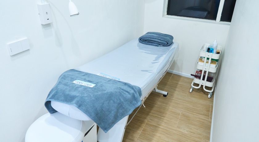 Laliza Clinic (The Promenade) Laliza Clinic (The Promenade) - คลินิกผิวหนังลลิษา (สาขาเดอะ พรอมานาด) 9