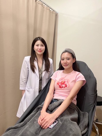 SOLA Clinic Pinklao SOLA Clinic Pinklao - โซลาคลินิก บริการเสริมความงาม ย่านปิ่นเกล้า image_picker_D6B6057D-BA44-4B41-893D-4B3BA8BA4E1C-16607-00000E75CD15C742