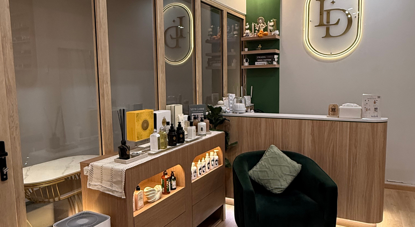 Lash Day & Nail Bar Fl.1 @Vanit Village Lash Day & Nail Bar - ร้านทำเล็บ ต่อขนตา Vanit Village พญาไท 6