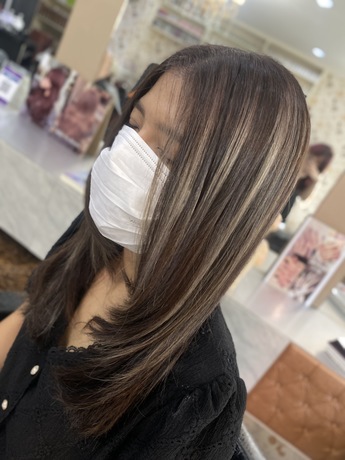 J-Cut Hair & Eyelash J-Cut Hair & Eyelash - เจ-คัท แฮร์ แอนด์ อายแลช นวลจันทร์ บึงกุ่ม image_picker_BCBC69F4-53EC-4C66-98F4-B9B9975CCD64-59279-0000078DC85C1489
