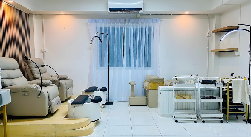 Kritya Barber & Salon (Chonburi) Kritya Barber & Salon (Chonburi) - กฤตญา บาร์เบอร์ & ซาลอน (ชลบุรี) 6
