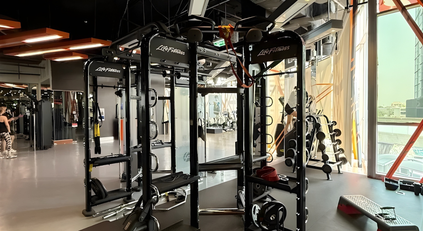 WE Fitness (Major Cineplex Ratchayothin) WE Fitness - วี ฟิตเนส เมเจอร์ซีนีเพล็กซ์ รัชโยธิน 8