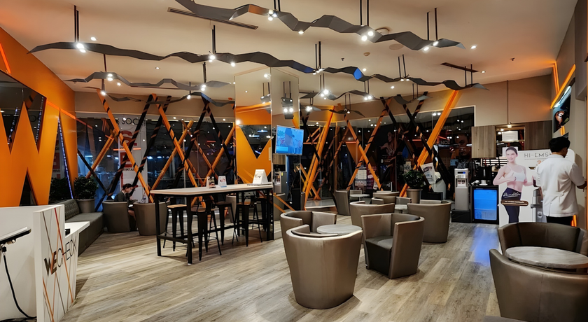 WE Fitness (Major Cineplex Ekkamai) WE Fitness - วี ฟิตเนส เมเจอร์ซีนีเพล็กซ์ เอกมัย 4