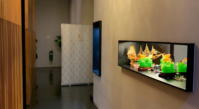 Larisa Clinic (Esplanade) ลาริสาคลินิกเวชกรรม สาขา Esplanade แคราย - งามวงศ์วาน ช้้น 2 7