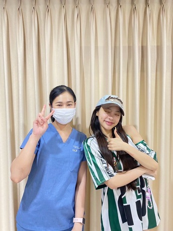 Luxe Bangkok Clinic (BTS Phahonyothin 24) Luxe Bangkok Clinic (BTS Phahonyothin 24) (มีสาขาเดียวเท่านั้น)  image_picker_BE067D68-A30A-46B2-9074-3E43ACEE43F1-38491-00000424F3A9D4F0