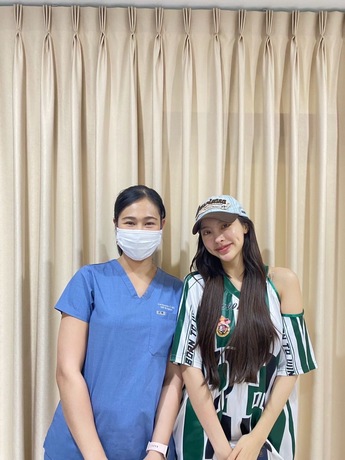 Luxe Bangkok Clinic (BTS Phahonyothin 24) Luxe Bangkok Clinic (BTS Phahonyothin 24) (มีสาขาเดียวเท่านั้น)  image_picker_D9D1B2B9-AC60-494A-BE25-5BDDD5C1D4B6-38491-00000424F677C360