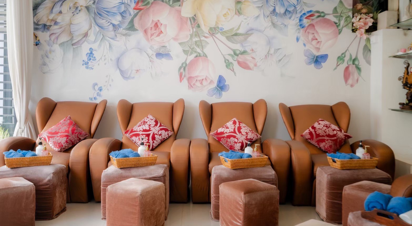 NICHA Health Massage Hua Hin (Khao Takiap) NICHA Health Massage Hua Hin (Khao Takiap) 1366x748