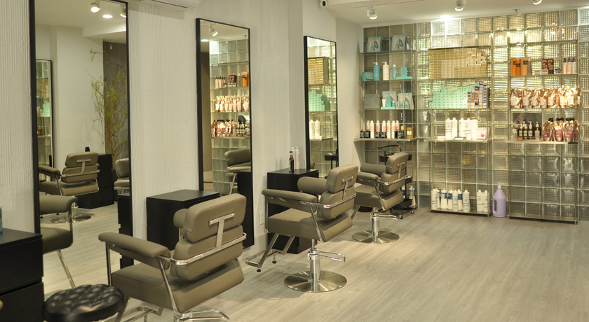 IRIS Art Nails & Hair Deluxe IRIS Art Nails & Hair - ไอริส ซาลอน โฮจิมินห์ Ben Thanh 2