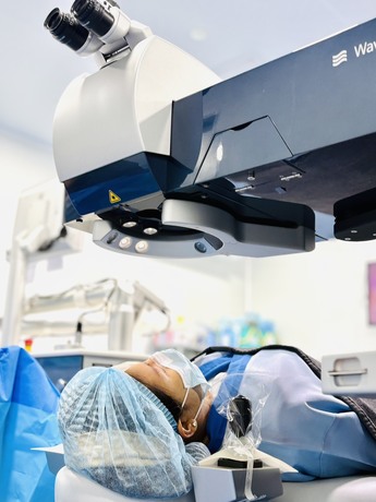 Crystal Lasik Center Crystal Lasik Center - ศูนย์เลสิค คริสตัล ธรรมจักษุ @ รังสิต-ปทุมธานี S__12943374_0