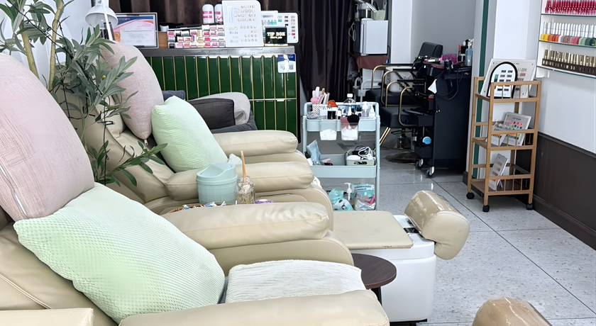 PN NAILS SPA &BEAUTY HUAHIN PN NAILS SPA & BEAUTY HUAHIN - พีเอ็น เนล สปา แอนด์ บิ้วตี้ หัวหิน ร้านทำเล็บ สปา 3