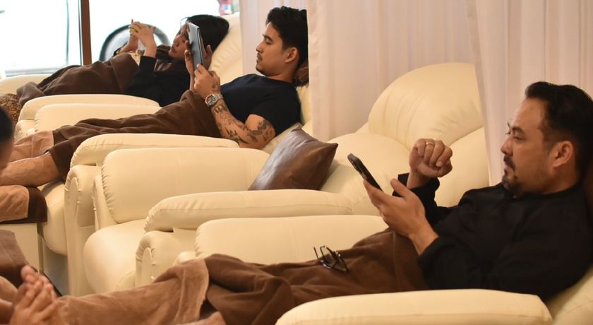 Pratunam Thai Massage @Phetchaburi 31  line_oa_chat_260407_170752