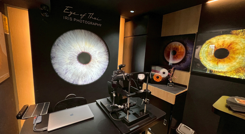 Eye of Thai Iris Photography (BTS Phrom Phong) Eye of Thai Iris Photography - อายส์ ออฟ ไทย สตูดิโอถ่ายภาพม่านตา พร้อมพงษ์ 4