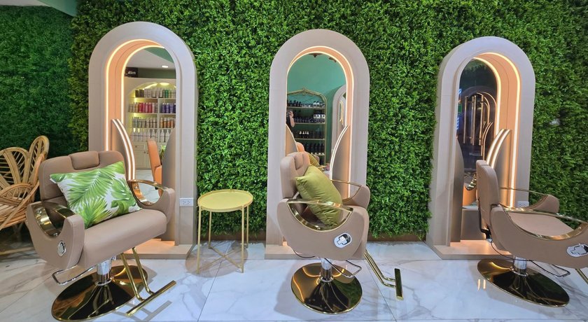 The Organic Beyond Hair Salon The Organic Beyond Hair Salon - ดิ ออร์แกนิค บียอนด์ แฮร์ ซาลอน พญาไท 11