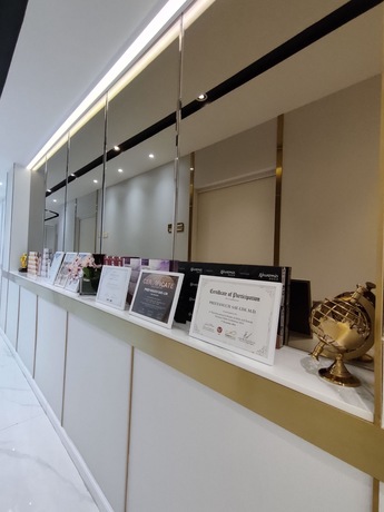 Nan-Cho Clinic (MRT Wat Mangkon Exit 3) Nan-Cho Clinic (MRT Wat Mangkon Exit 3) - นันโช่ คลินิก ความงามระดับมืออาชีพ ย่านเยาวราช image_picker_012AAE7F-F7D8-4F7C-8934-4F74A112C819-3659-000000D2F5434082