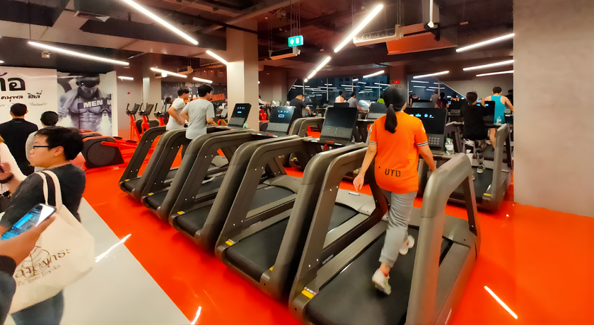FITWHEY GYM (BRAVO SHOW DC) FITWHEY GYM (BRAVO SHOW DC) - ฟิตเวย์ ยิม (BRAVO SHOW DC) พระราม 9 2