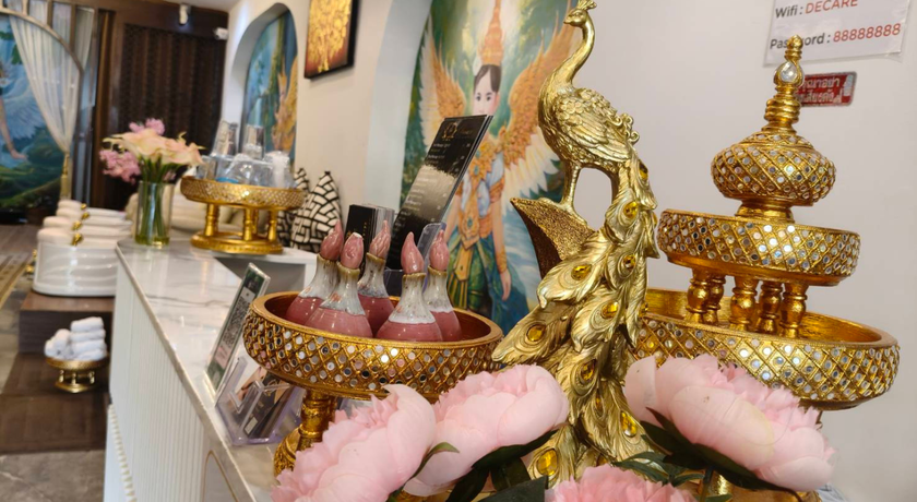 Decare Massage & Beauty Salon 10 (Phuket) Decare Massage & Beauty Salon 10 - เดอแคร์ มาสซาจ & บิวตี้ ซาลอน 10 ภูเก็ต 11