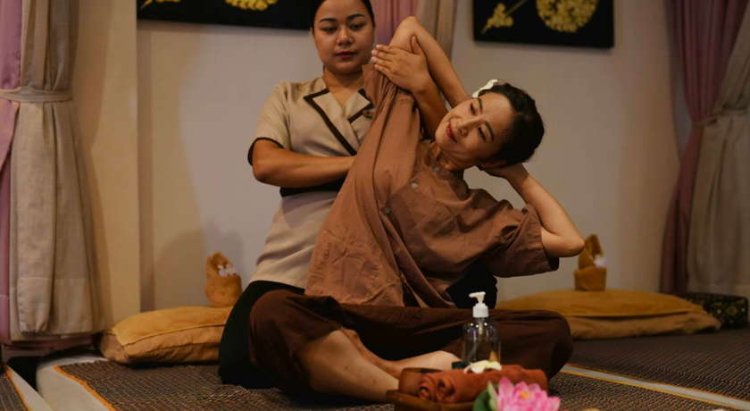 PhoThai Traditional Thai Massage (Chaweng Noi Ko Samui Surat Thani) PhoThai Traditional Thai Massage (Chaweng Noi Ko Samui Surat Thani) - โพธิ์ไทย นวดตำรับวัดโพธิ์ (เฉวงน้อย หน้าโรงแรมนิวสตาร์ บีช รีสอร์ท เกาะสมุย) 10