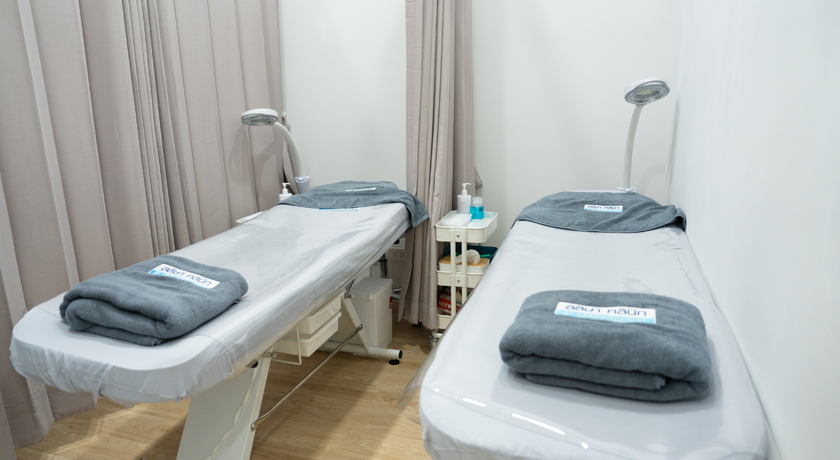 Laliza Clinic (Central Westgate) Laliza Clinic (Central Westgate) - ลลิษาคลินิก (Laliza Clinic) สาขาเซ็นทรัล เวสต์เกต (Central Westgate) 4