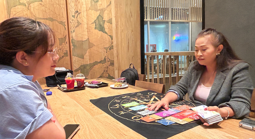 Spirit Mentor Moonlight (Tarot Reading) Spirit Mentor Moonlight (Tarot Reading) - อาจารย์รัศมีจันทราจิตราชินี บางนา 3