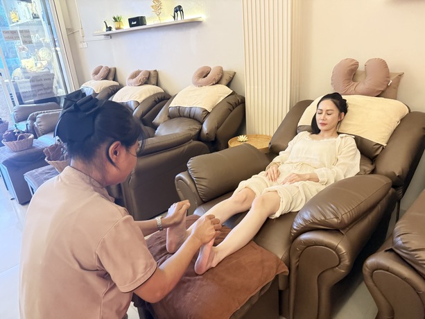 ASHIN Retreat Massage Hua Hin ASHIN Retreat Massage Hua Hin - อาชิน รีทรีต มาสสาจ หัวหิน image_picker_A5BAF339-0116-4EE9-8154-CFB5283C276F-3599-0000006FD8236B65