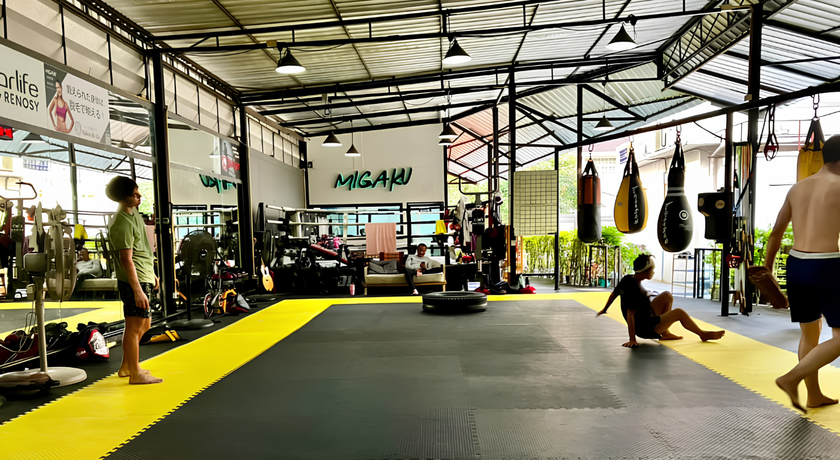 Migaku Muay Thai Gym (BTS Phrom Phong) Migaku Muay Thai Gym - มิกากุ มวยไทย ยิม BTS พร้อมพงษ์ 3