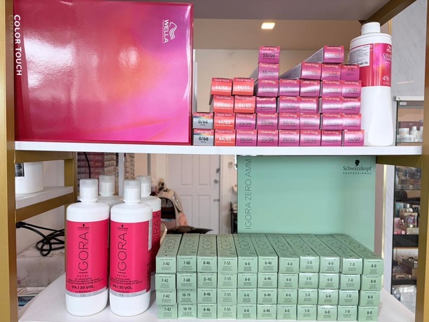 Hairsugar Salon  image_picker_CA0C33D3-7604-4704-A2F1-DFA7AE5B4337-47666-000017193E8E5847