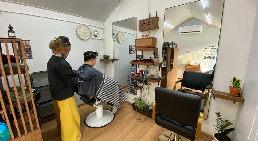 CUT DAY Hair Studio (Bangna Tower) CUT DAY Hair Studio (Bangna Tower) - คัทเดย์ แฮร์ สตูดิโอ บางนา ทาวเวอร์ 8