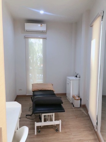 Rachata Gaya Physiotherapy Clinic (Bangkae Branch) Rachata Gaya Physiotherapy Clinic (Bang Khae) – รัชตกายา คลินิกกายภาพบำบัด บางแค image_picker_93A78D69-35D2-42CE-ABCB-38538A202B41-91666-0000838C583676A3