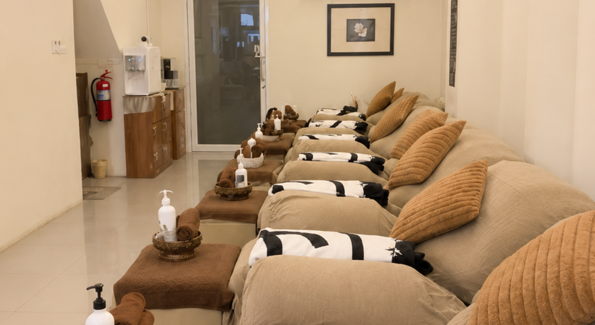 Ginger Massage (Phuket) Ginger Massage (Phuket) - จินเจอร์ มาสสาจ ภูเก็ต 2